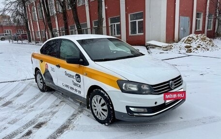 Volkswagen Polo VI (EU Market), 2016 год, 455 000 рублей, 4 фотография