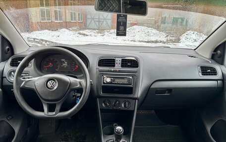 Volkswagen Polo VI (EU Market), 2016 год, 455 000 рублей, 12 фотография