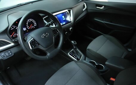 Hyundai Solaris II рестайлинг, 2021 год, 1 570 000 рублей, 10 фотография