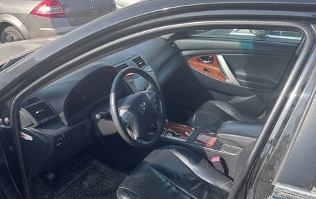 Toyota Camry, 2010 год, 1 500 000 рублей, 8 фотография