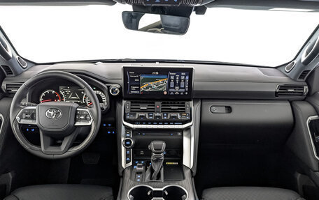 Toyota Land Cruiser, 2024 год, 14 500 000 рублей, 10 фотография