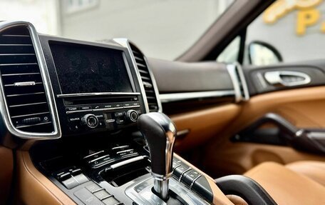 Porsche Cayenne III, 2012 год, 2 790 000 рублей, 10 фотография