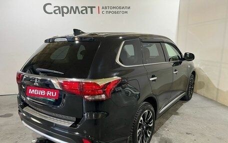 Mitsubishi Outlander III рестайлинг 3, 2015 год, 7 фотография