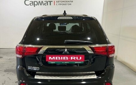 Mitsubishi Outlander III рестайлинг 3, 2015 год, 6 фотография