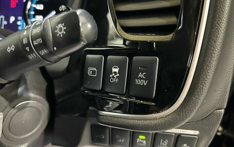 Mitsubishi Outlander III рестайлинг 3, 2015 год, 31 фотография