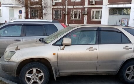 Toyota Harrier, 1999 год, 700 000 рублей, 3 фотография