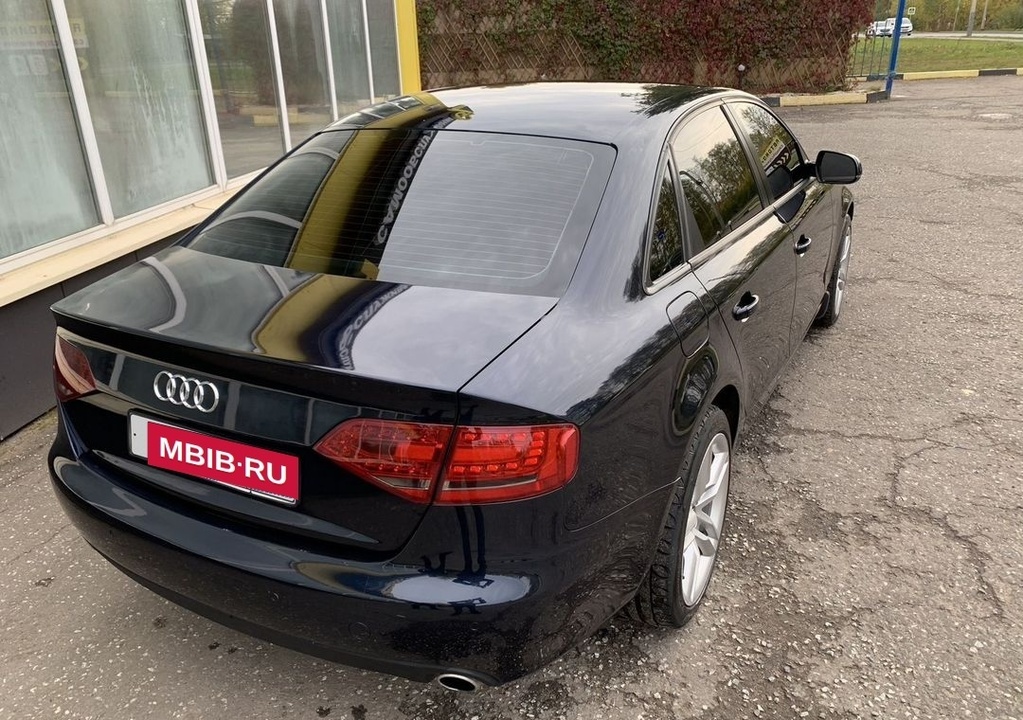 Audi A4, 2010 год, 1 550 000 рублей, 6 фотография