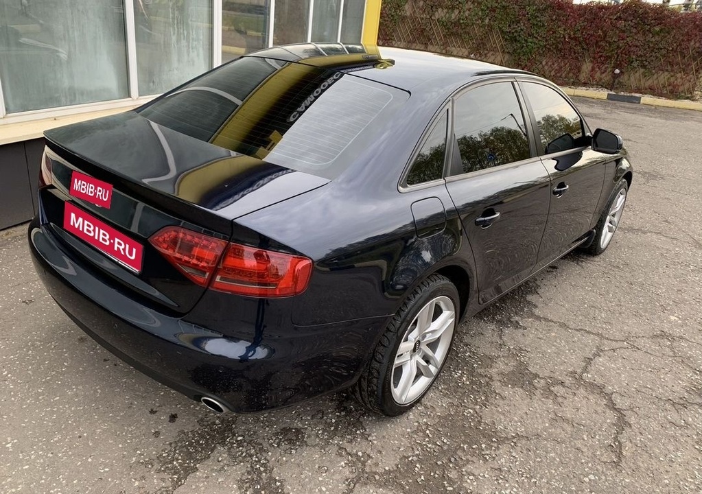 Audi A4, 2010 год, 1 550 000 рублей, 3 фотография