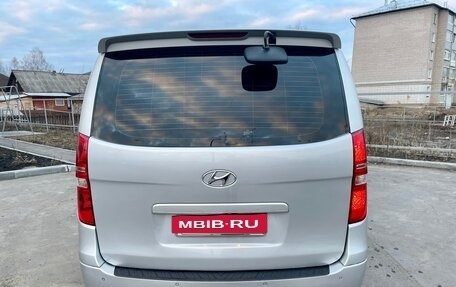 Hyundai Grand Starex Grand Starex I рестайлинг 2, 2008 год, 1 500 000 рублей, 5 фотография