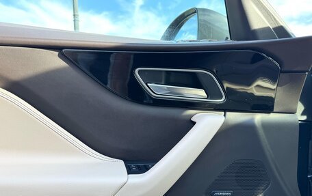 Jaguar F-Pace, 2016 год, 2 500 000 рублей, 17 фотография