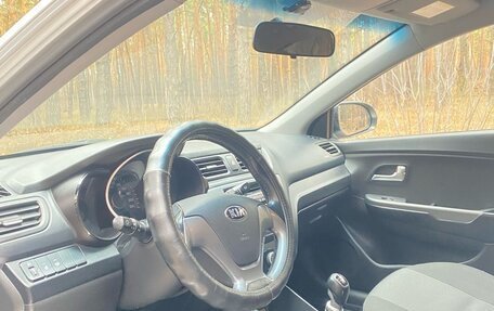 KIA Rio III рестайлинг, 2015 год, 1 105 000 рублей, 22 фотография