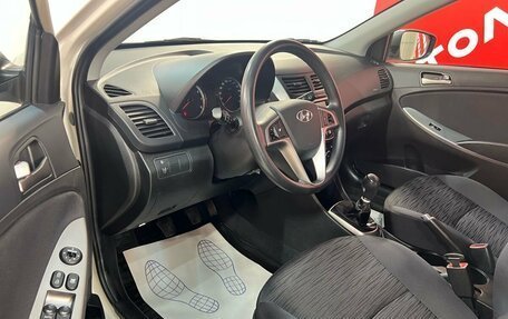 Hyundai Solaris II рестайлинг, 2014 год, 965 000 рублей, 10 фотография