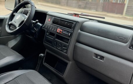 Volkswagen Transporter T4, 2002 год, 685 000 рублей, 14 фотография