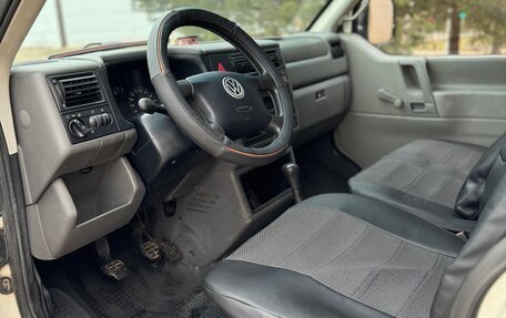 Volkswagen Transporter T4, 2002 год, 685 000 рублей, 11 фотография