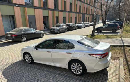 Toyota Camry, 2020 год, 2 850 000 рублей, 2 фотография