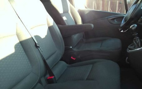 Opel Vivaro B, 2018 год, 2 270 000 рублей, 2 фотография
