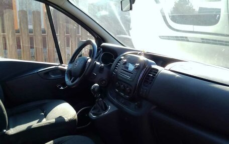 Opel Vivaro B, 2018 год, 2 270 000 рублей, 17 фотография