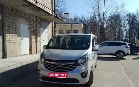 Opel Vivaro B, 2018 год, 2 270 000 рублей, 21 фотография