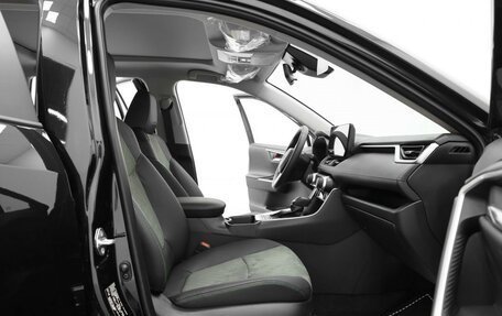 Toyota RAV4, 2024 год, 4 490 000 рублей, 9 фотография