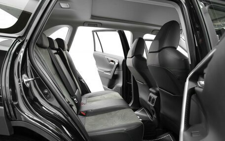 Toyota RAV4, 2024 год, 4 490 000 рублей, 10 фотография