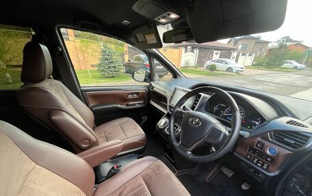 Toyota Esquire I, 2018 год, 2 690 000 рублей, 4 фотография