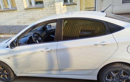 Hyundai Accent IV, 2012 год, 650 000 рублей, 2 фотография