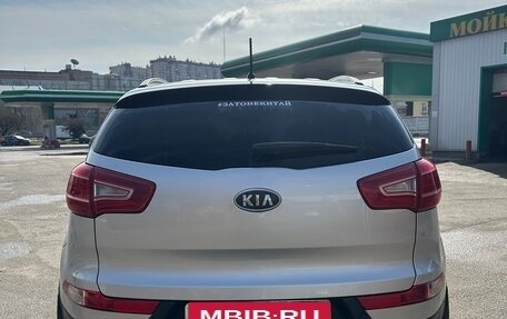 KIA Sportage III, 2010 год, 999 000 рублей, 3 фотография