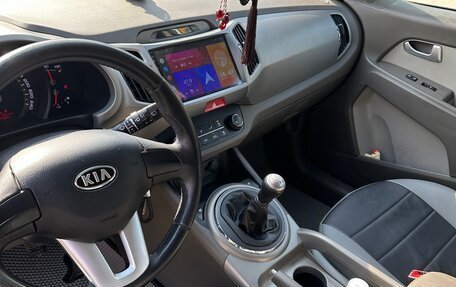 KIA Sportage III, 2010 год, 999 000 рублей, 7 фотография