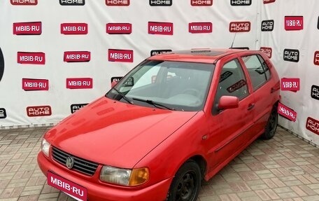 Volkswagen Polo III рестайлинг, 1997 год, 159 990 рублей, 1 фотография