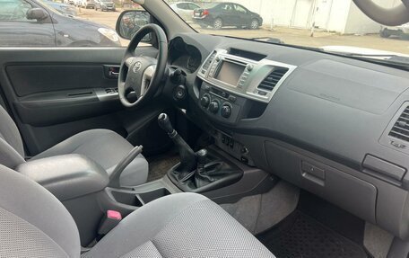 Toyota Hilux VII, 2012 год, 1 950 000 рублей, 4 фотография