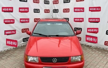 Volkswagen Polo III рестайлинг, 1997 год, 159 990 рублей, 2 фотография