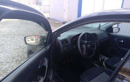 Volkswagen Polo VI (EU Market), 2013 год, 735 000 рублей, 1 фотография