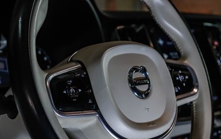 Volvo V60 Cross Country II, 2020 год, 3 550 000 рублей, 15 фотография
