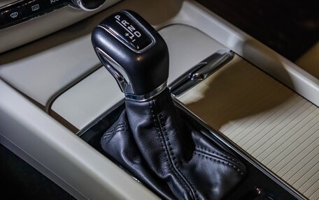 Volvo V60 Cross Country II, 2020 год, 3 550 000 рублей, 23 фотография