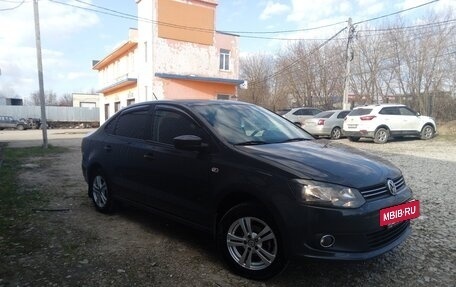 Volkswagen Polo VI (EU Market), 2013 год, 735 000 рублей, 3 фотография