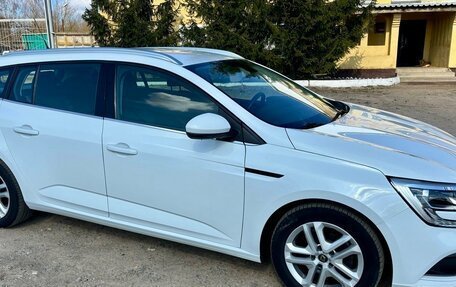 Renault Megane IV, 2018 год, 1 340 000 рублей, 5 фотография