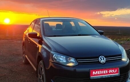 Volkswagen Polo VI (EU Market), 2011 год, 990 000 рублей, 1 фотография