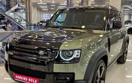 Land Rover Defender II, 2022 год, 10 290 000 рублей, 1 фотография