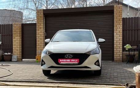 Hyundai Solaris II рестайлинг, 2020 год, 1 090 000 рублей, 6 фотография