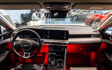 KIA K5, 2024 год, 3 920 000 рублей, 14 фотография