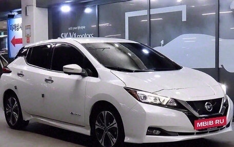 Nissan Leaf II, 2021 год, 1 980 000 рублей, 1 фотография