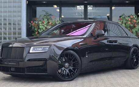 Rolls-Royce Ghost Series II рестайлинг, 2022 год, 37 800 000 рублей, 1 фотография