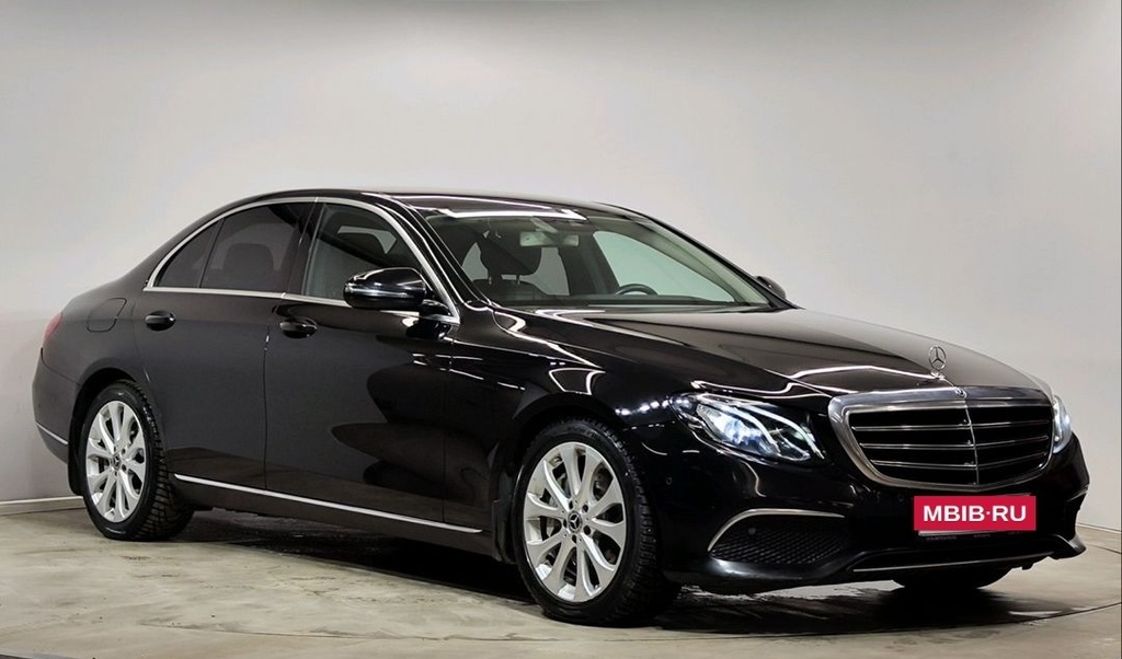 Mercedes-Benz E-Класс, 2017 год, 3 144 000 рублей, 3 фотография