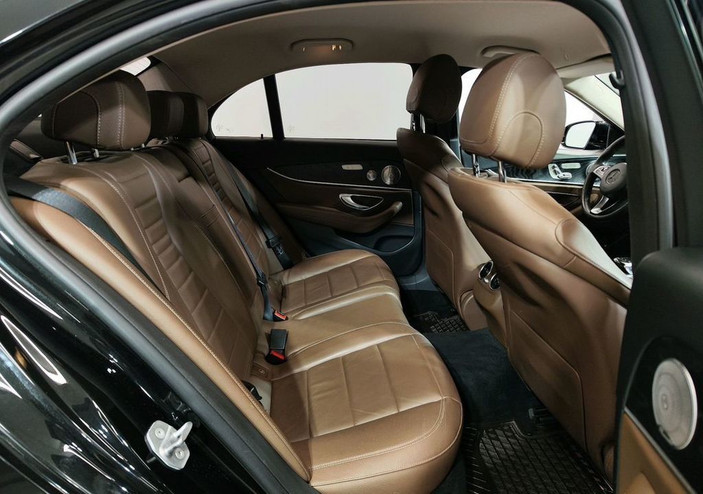 Mercedes-Benz E-Класс, 2017 год, 3 144 000 рублей, 13 фотография
