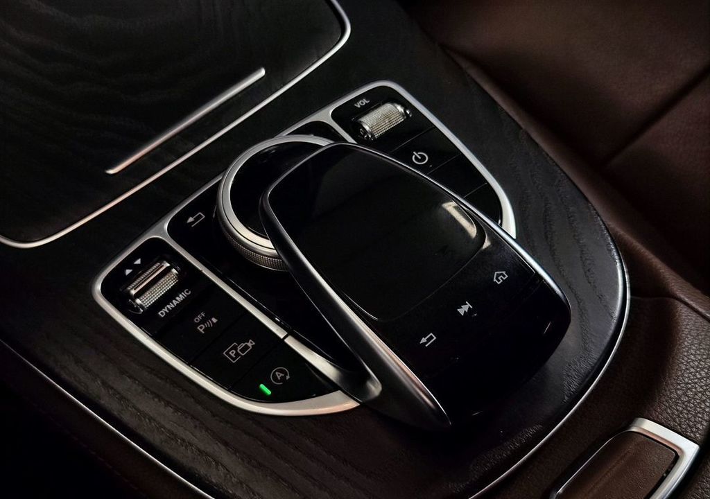 Mercedes-Benz E-Класс, 2017 год, 3 144 000 рублей, 25 фотография