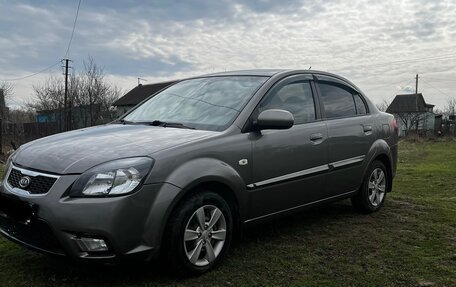 KIA Rio II, 2011 год, 1 фотография