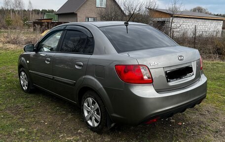 KIA Rio II, 2011 год, 2 фотография