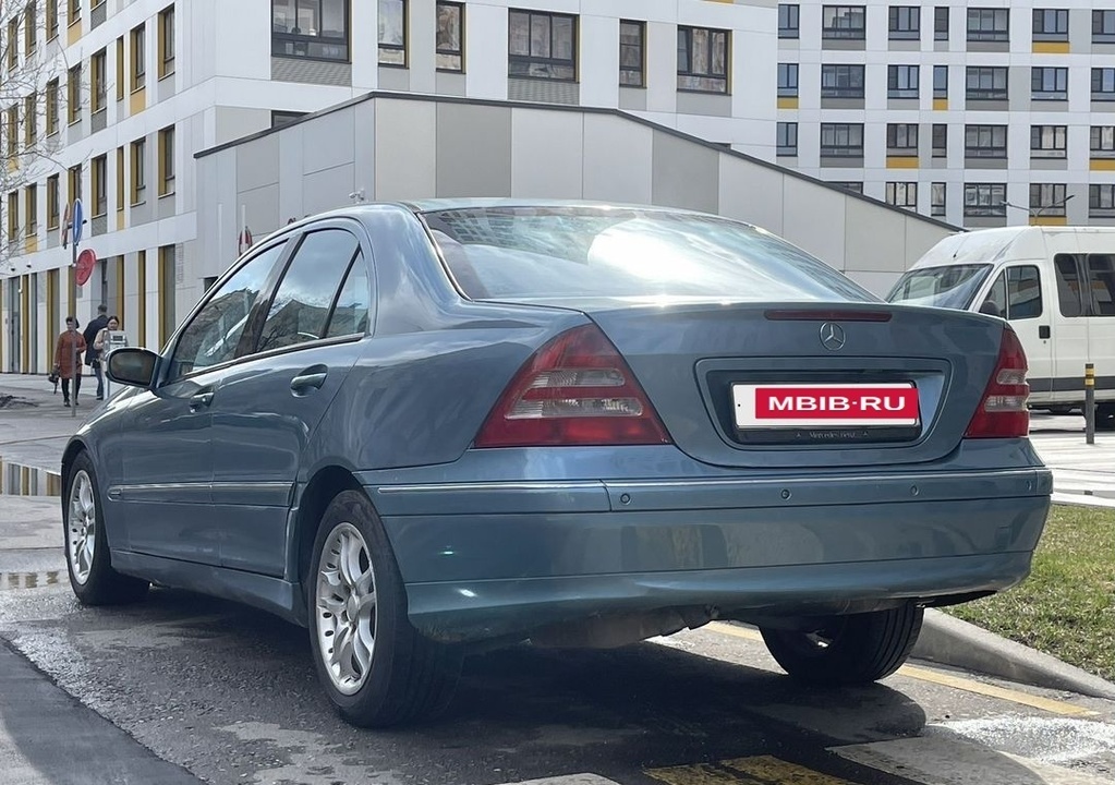 Mercedes-Benz C-Класс, 2001 год, 530 000 рублей, 4 фотография