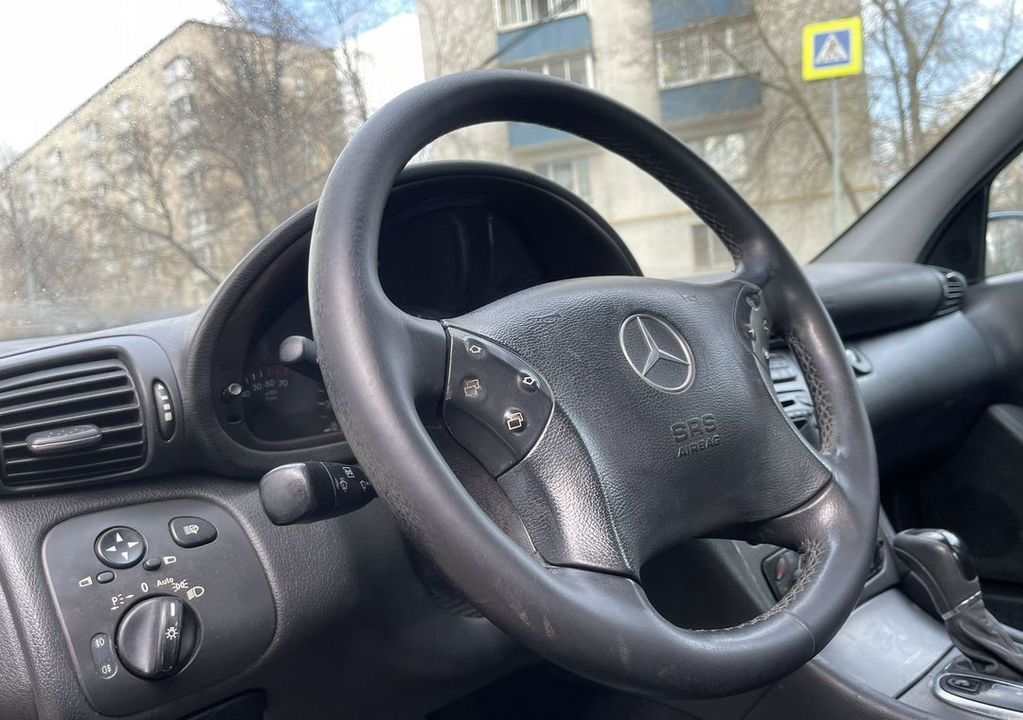 Mercedes-Benz C-Класс, 2001 год, 530 000 рублей, 34 фотография