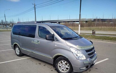 Hyundai Grand Starex Grand Starex I рестайлинг 2, 2012 год, 1 490 000 рублей, 17 фотография